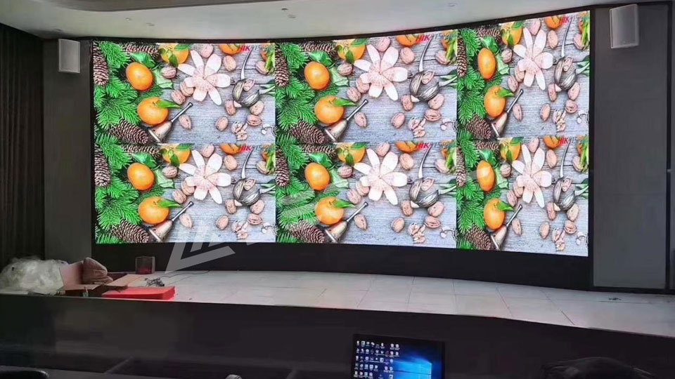 LEDFUL Fine pitch indoor LED Screen